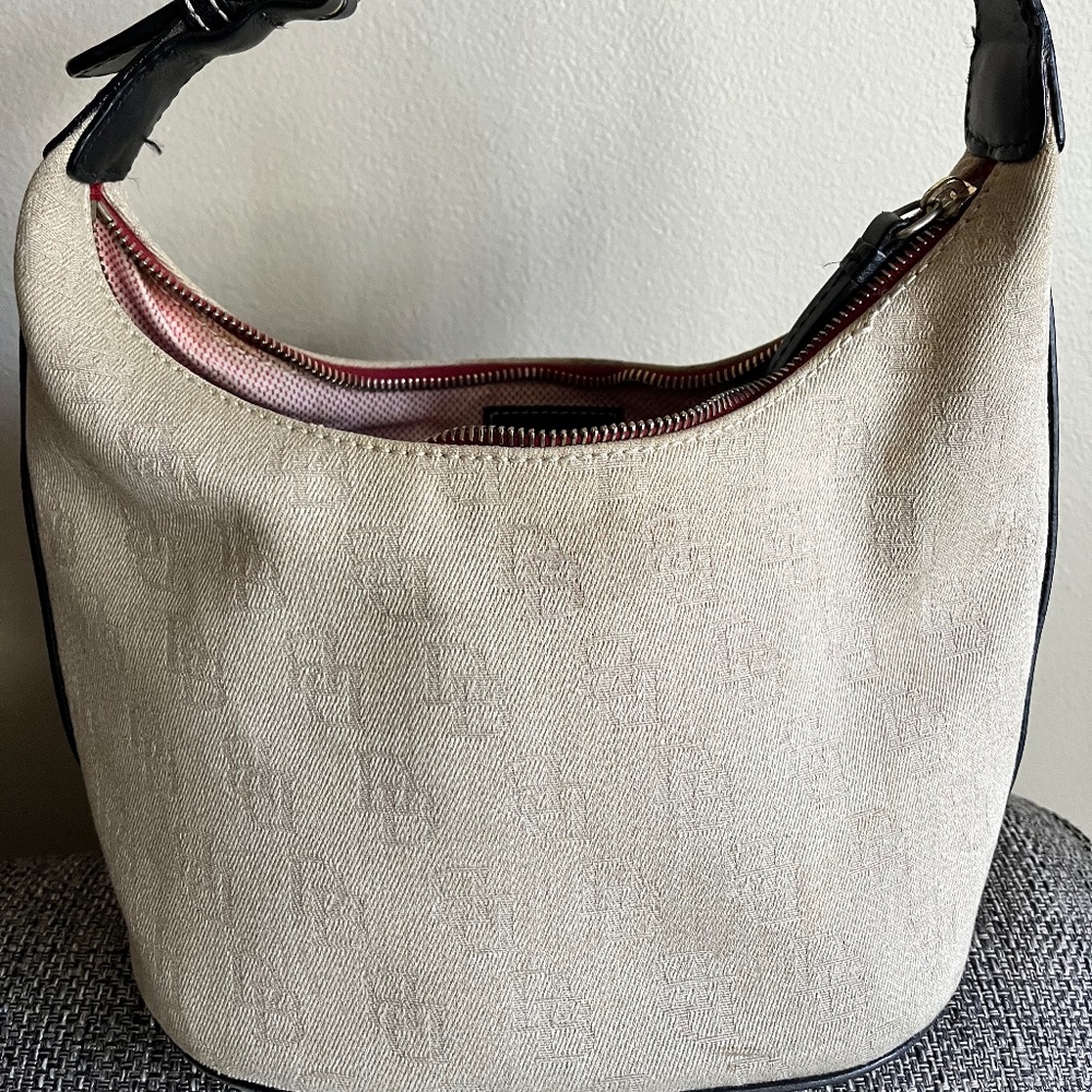Dooney & Bourke handbag